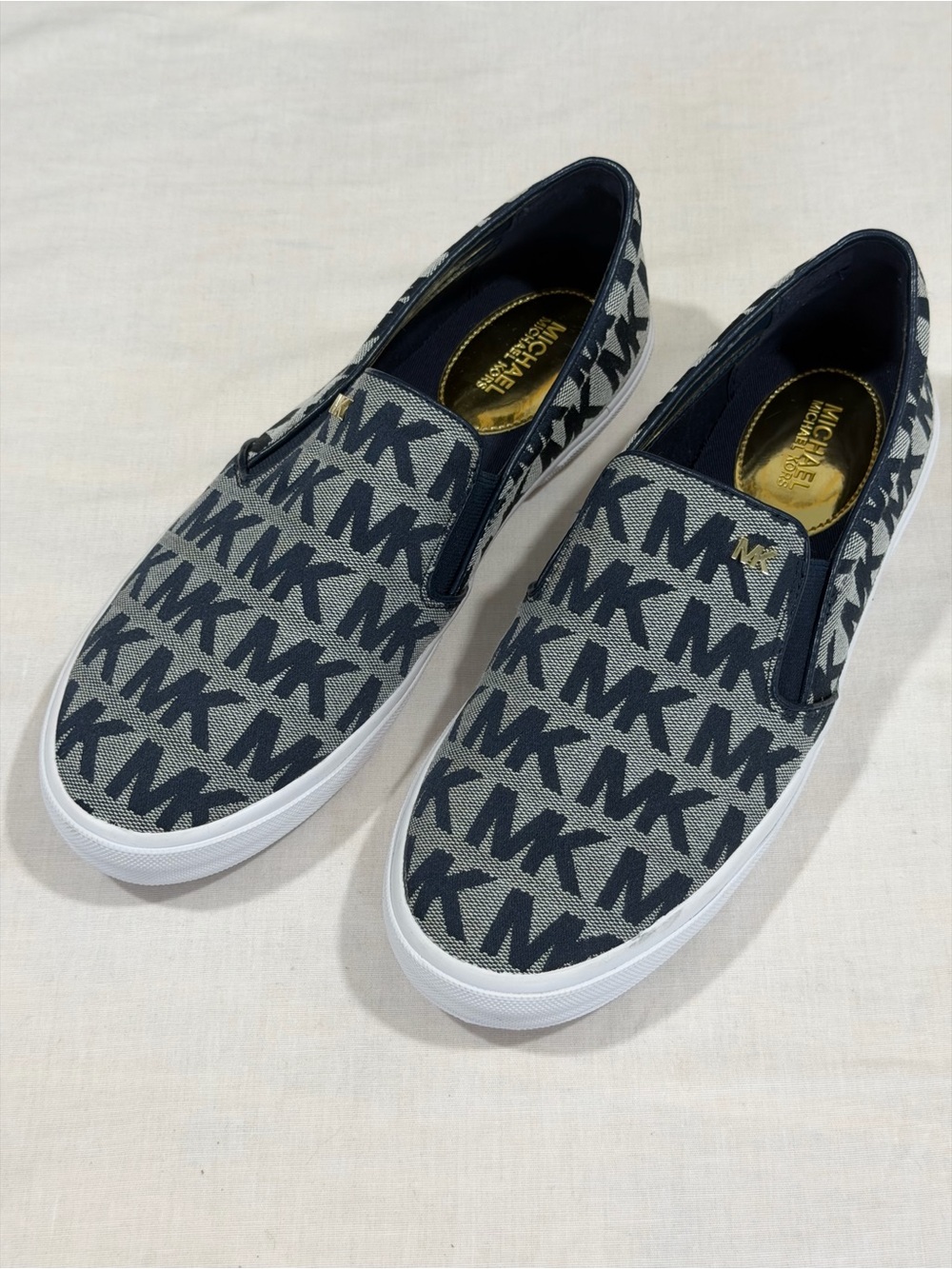Michael Kors Navy and White MK Logo Slip-On Sneakers Women’s Sz 9.5 NWOB